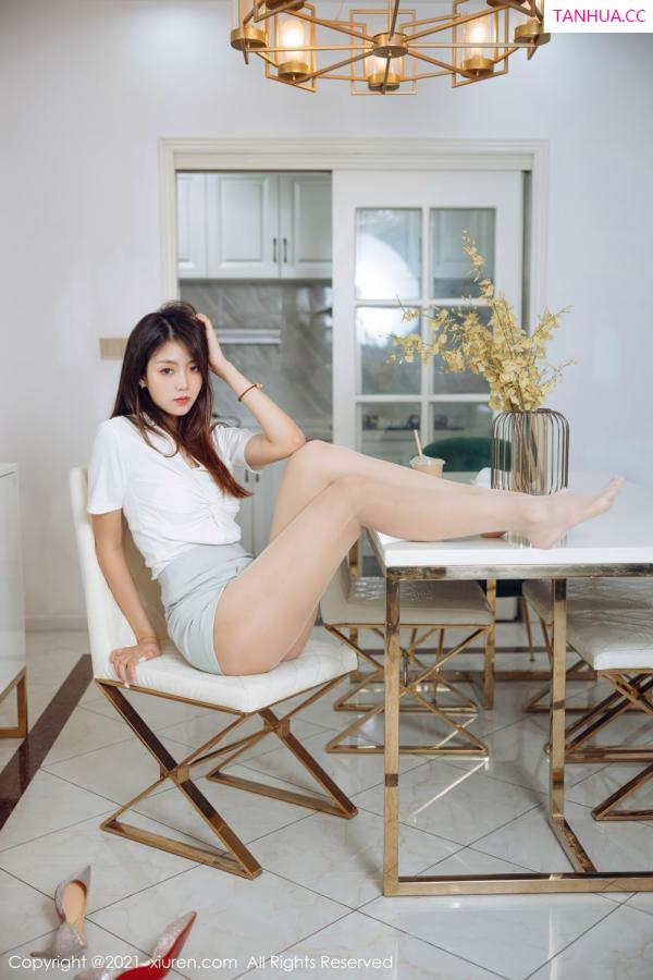 可乐Vicky  清纯美女可樂Vicky 简约淡雅的都市第63张图片